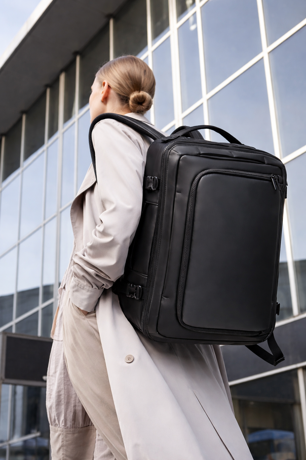 Nomad. Zaino da viaggio 2in1 Black